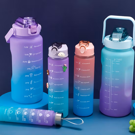 Tasse en plastique Portable pour l'extérieur, bouilloire de grande capacité, bouteille d'eau de sport de 1200ml, 3 pièces